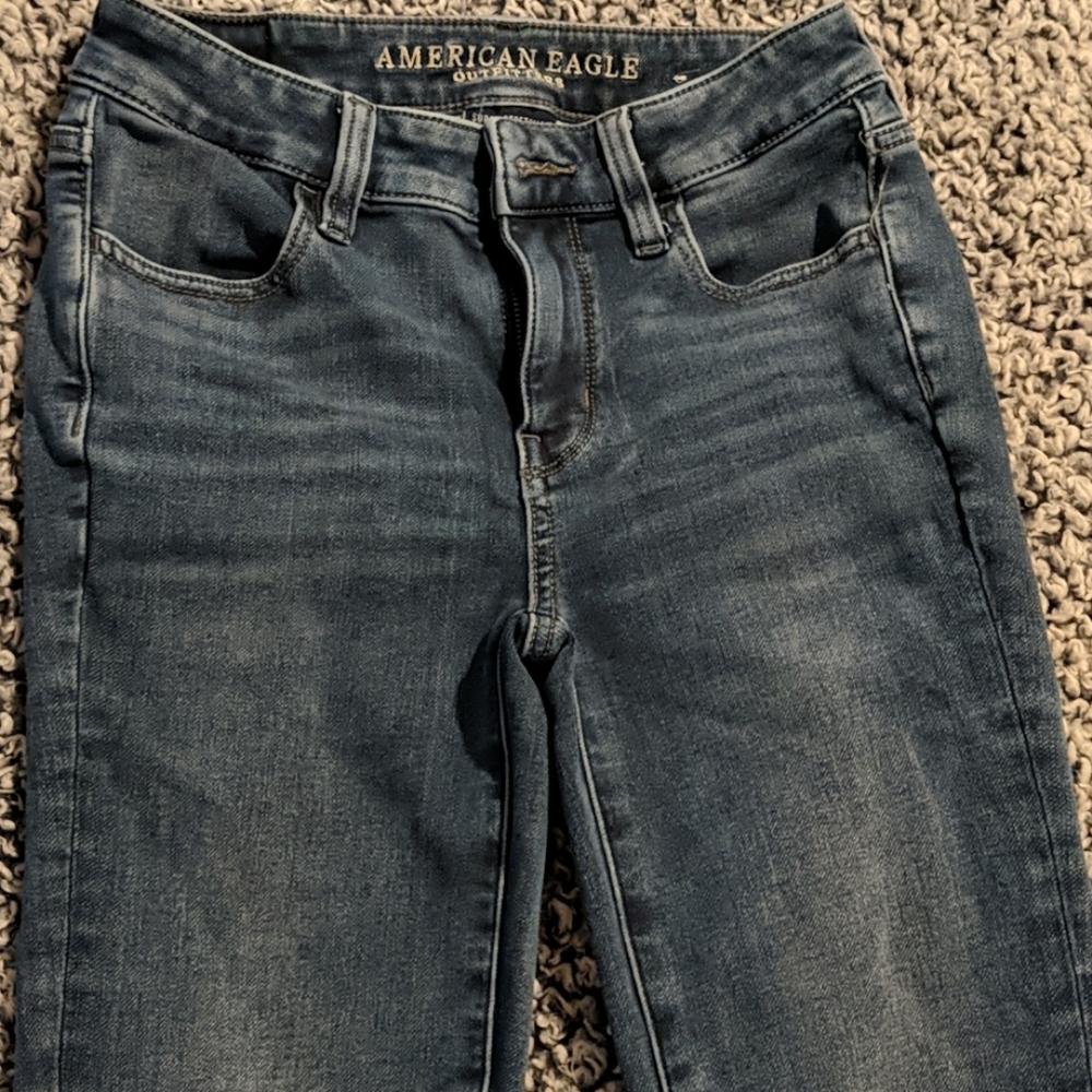 High Rise American Eagle Skinny Jeans